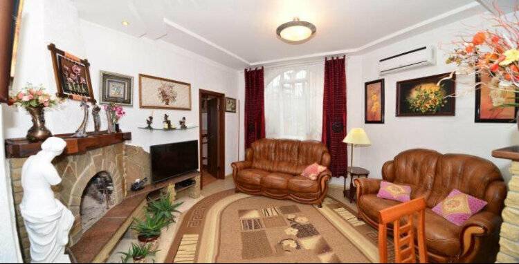 Фотографии номера Люкс с 2 спальнями в Гостевом доме Реоли Форос