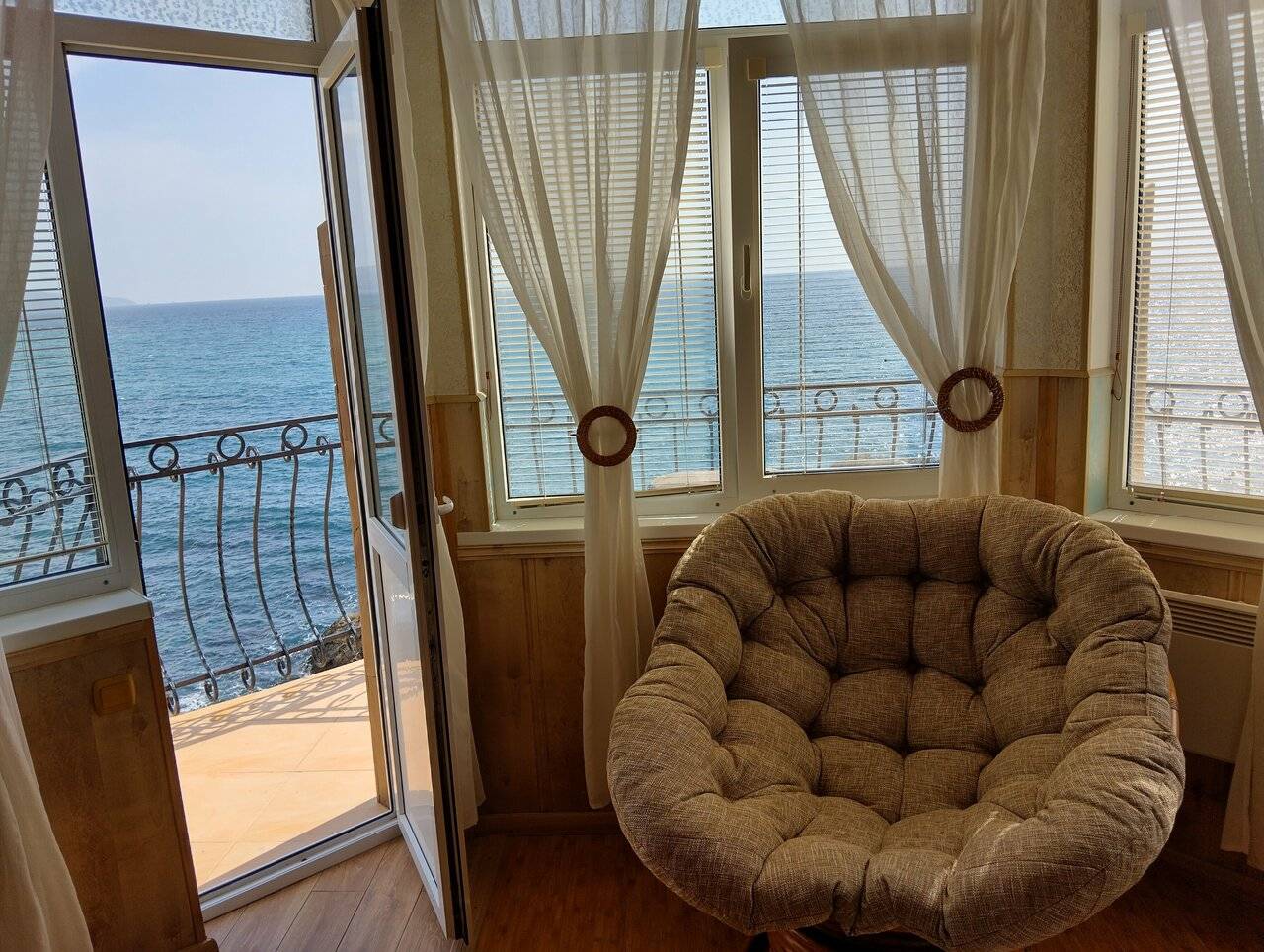 Фото Гостевого дома Реоли Форос 86