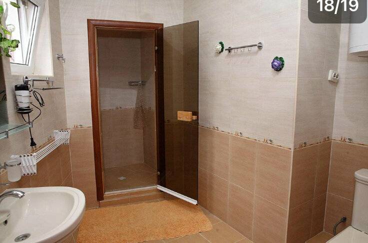 Фотографии номера Люкс с 2 спальнями в Гостевом доме Реоли Форос