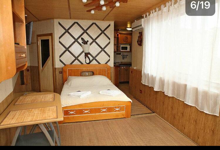 Фотографии номера Двухместный номер Делюкс с 1 кроватью и видом на море в Гостевом доме Реоли Форос